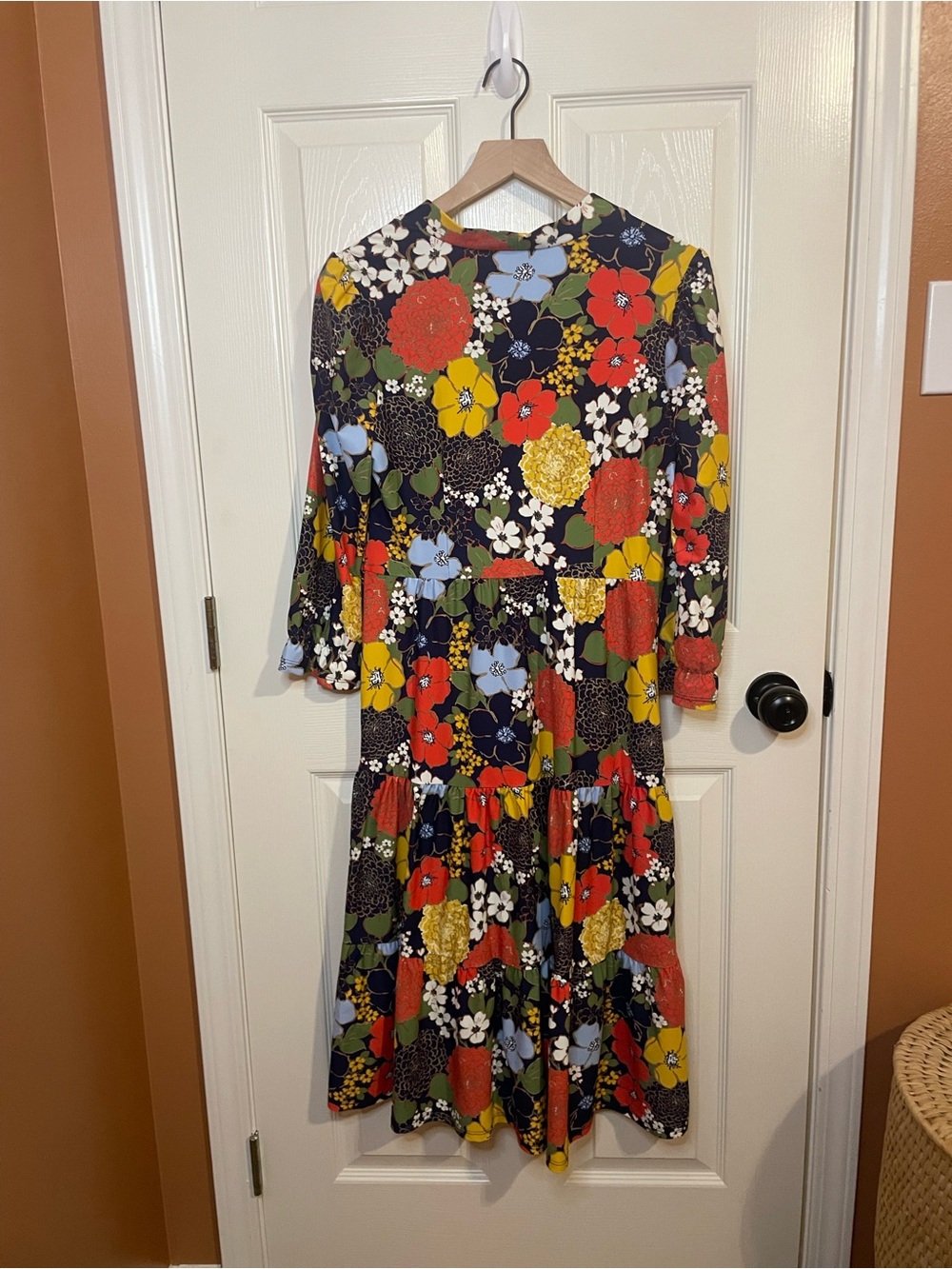 Jude Connally Autumn Blooms Tiered Maxi Dress Whimsy Floral Size Small - Picture 7 of 7